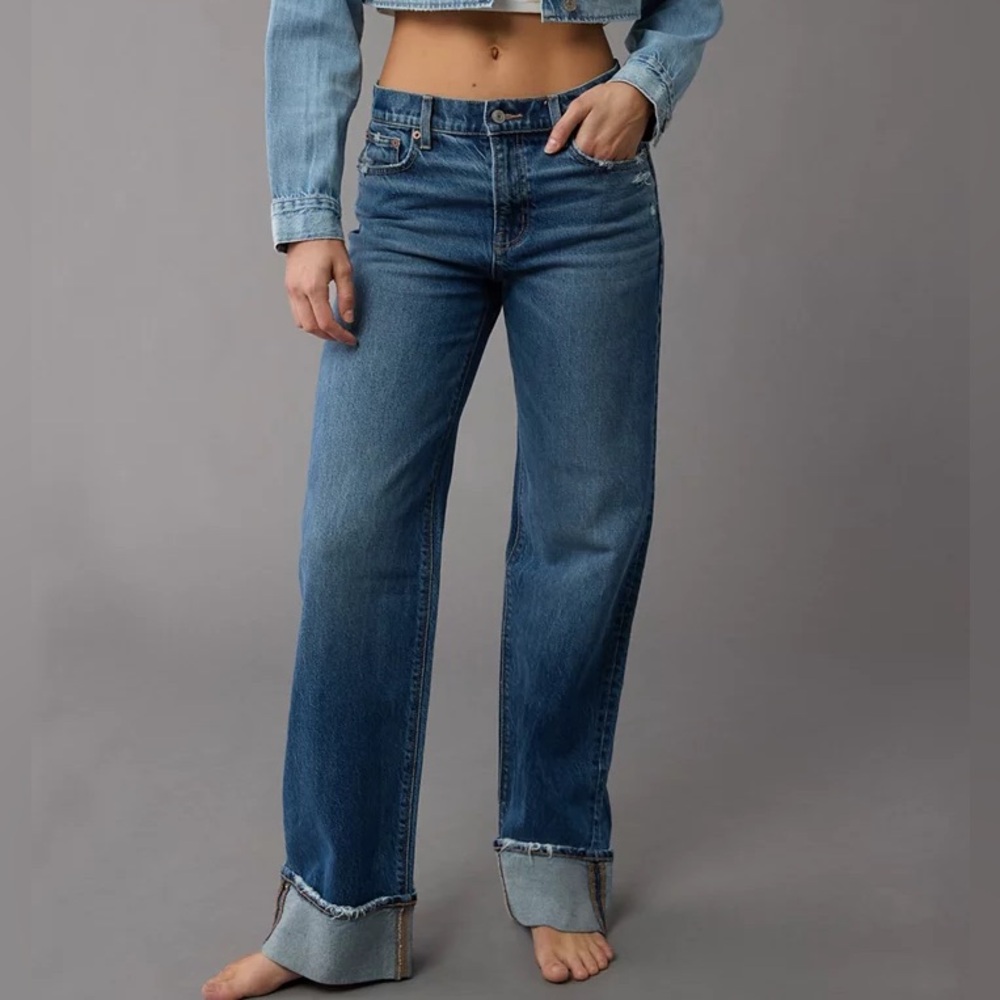American Eagle Outfitters Wide Leg Cuffed Jeans - Medium Blue